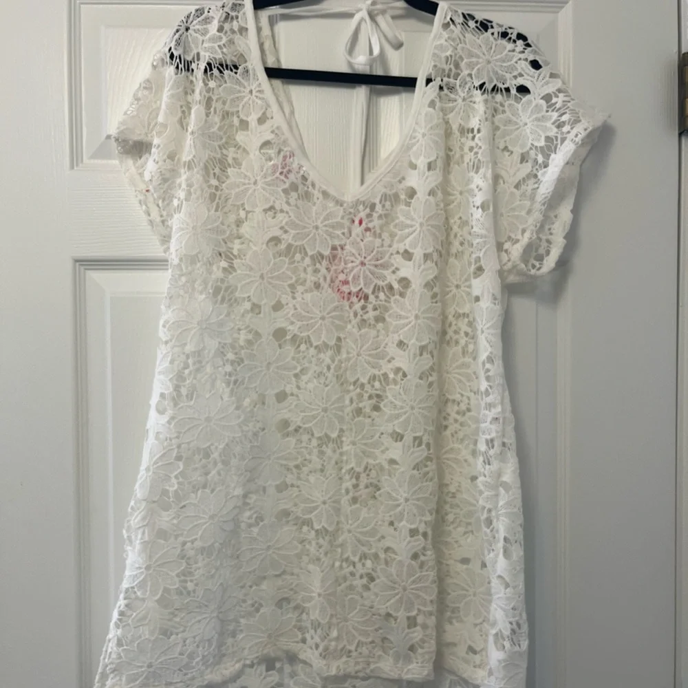 🤍 White Lace Pool/Swim Suit Cover, Size L - Picture 4 of 4